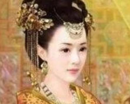 一个二婚女嫁给了皇帝，而且使儿子当上皇帝，并成千古一帝