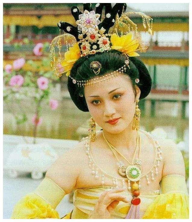 杨玉环一一中国古代四大美女之“羞花”