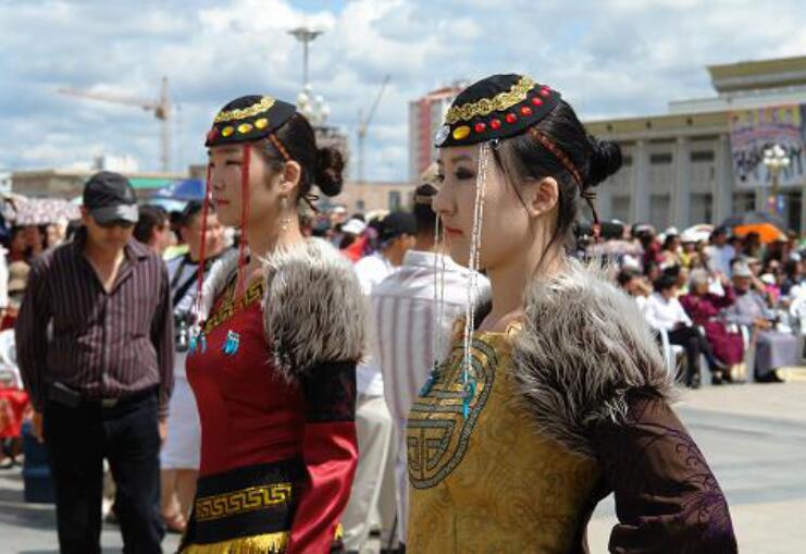 难解难分的血与泪：蒙古国为什么对中国又爱又恨？