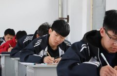 大学专业有哪些适合男生（大学男生学什么专业好）