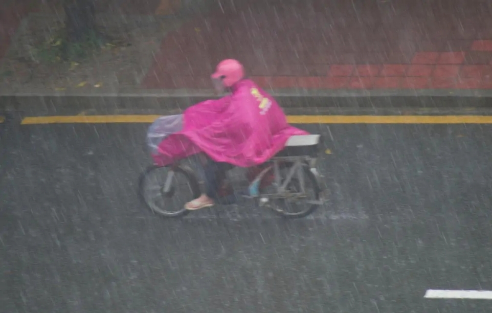 今日有雨，降雨量xx毫米。科普雨量毫米概念